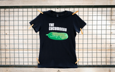 ¡Ya tenemos camisetas, pepinillo!